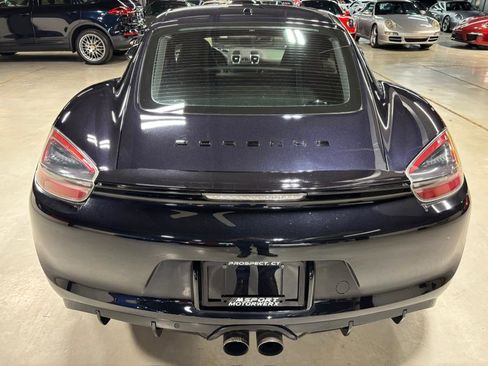 Used 2016 Porsche Cayman image 4