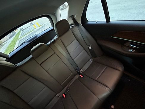 Used 2023 Mercedes-Benz GLE 450 4MATIC w/ AMG Line Exterior image 14