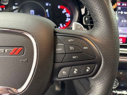Used 2023 Dodge Durango GT AWD/4WD image 16