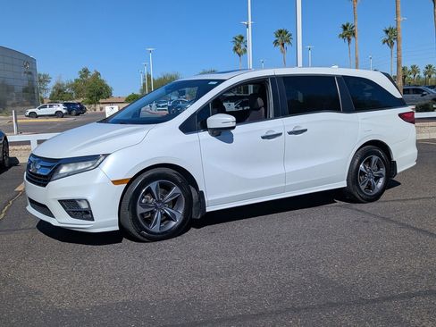 Used 2020 Honda Odyssey Touring image 2