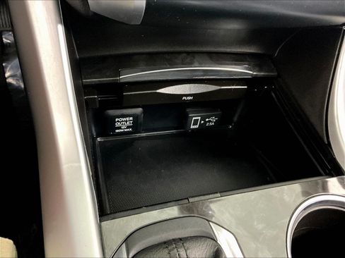 Used 2018 Acura TLX FWD image 14