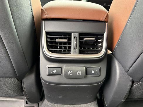 Used 2021 Subaru Outback Touring w/ Popular Package #2 image 11