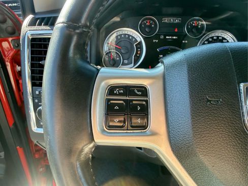 Used 2015 RAM 1500 Laramie w/ Convenience Group AWD/4WD image 30