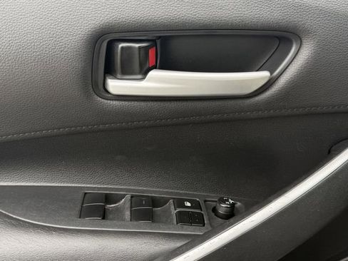 Used 2020 Toyota Corolla SE FWD image 22