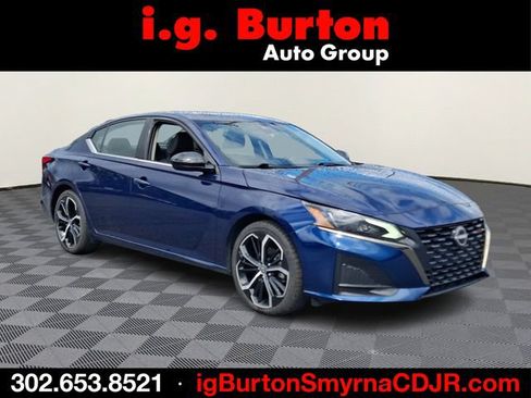 Used 2024 Nissan Altima 2.5 SR FWD image 1