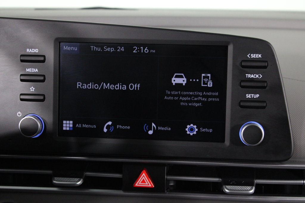 Certified 2026 Hyundai Elantra Sport FWD image 9