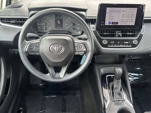 Used 2024 Toyota Corolla LE FWD image 12
