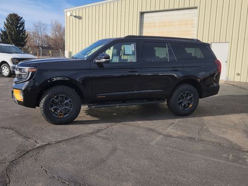 New 2025 Ford Expedition Tremor image 4