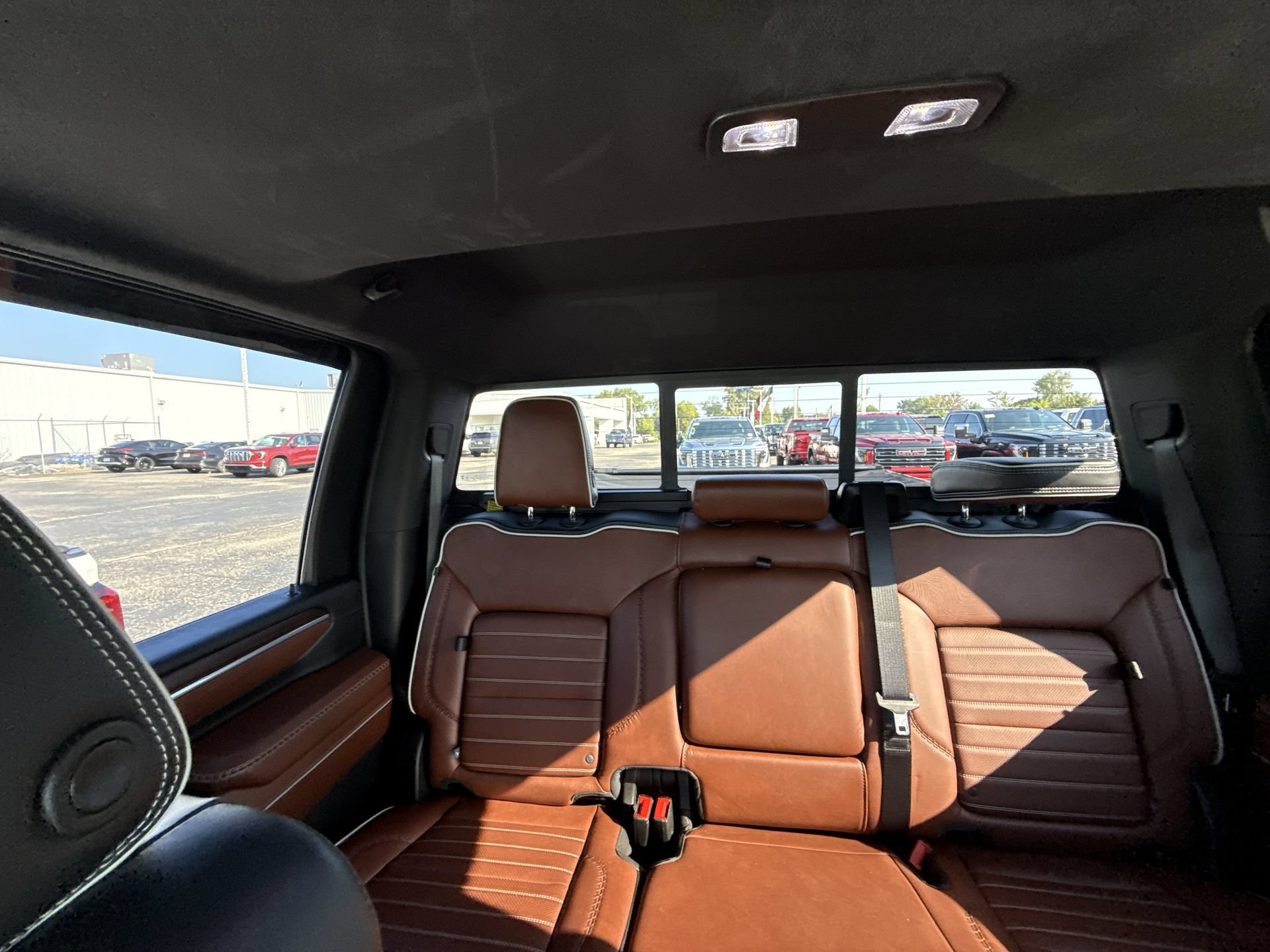 Used 2025 GMC Sierra 2500 Denali Ultimate AWD/4WD image 11