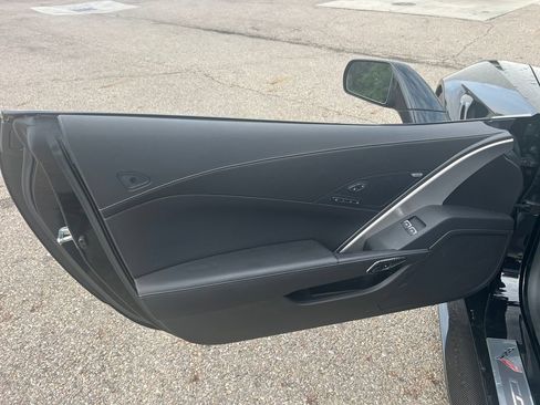Used 2019 Chevrolet Corvette ZR1 RWD image 11