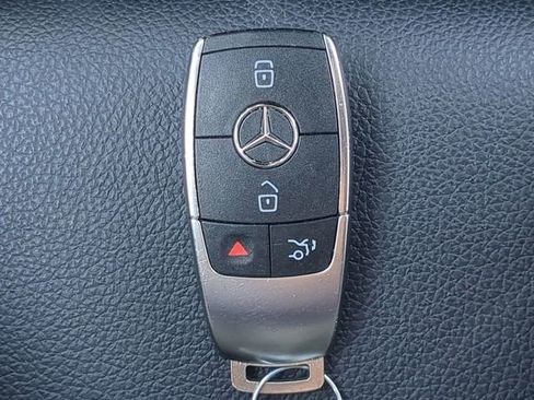 Used 2022 Mercedes-Benz GLA 250 GLA 250 image 33