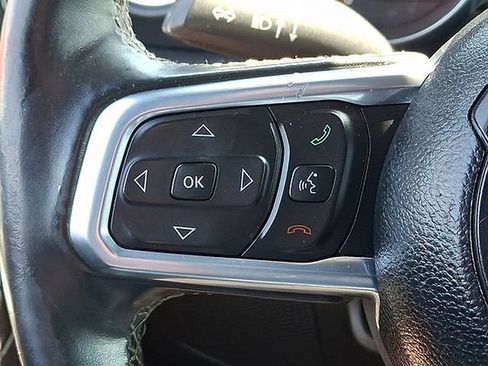 Used 2021 Jeep Wrangler Unlimited Sahara AWD/4WD image 24