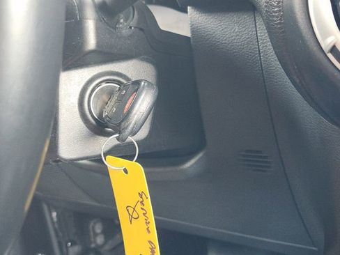 Used 2015 Jeep Wrangler Unlimited Sahara AWD/4WD image 21