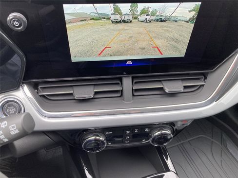 New 2026 Chevrolet Trax LT w/ Driver Confidence Package image 14