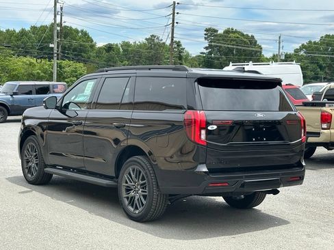 New 2026 Ford Expedition Platinum w/ Stealth Appearance Package AWD/4WD image 8