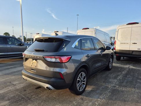 Used 2022 Ford Escape SEL FWD image 3