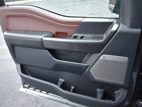 Used 2022 Ford F150 Lariat w/ Equipment Group 502A High image 29