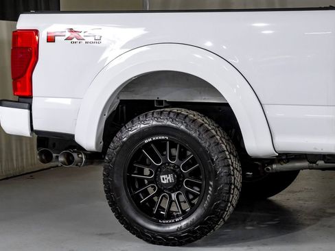 Used 2022 Ford F250 Lariat w/ Lariat Value Package image 7