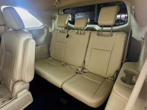 Used 2016 Toyota Highlander Limited Platinum FWD image 30