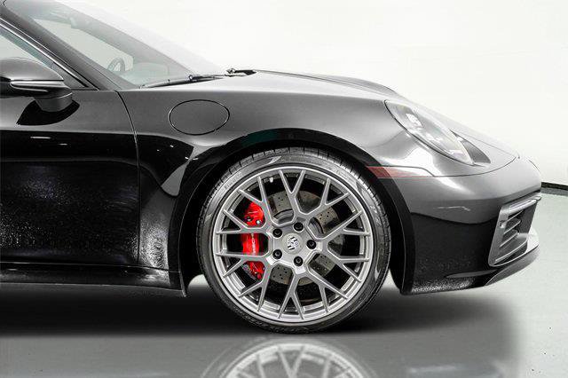 Used 2024 Porsche 911 Carrera 4S AWD/4WD image 7
