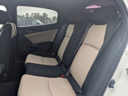 Used 2018 Honda Civic Sport image 14