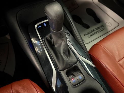 Used 2020 Toyota Corolla SE image 15