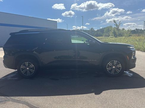 Used 2026 Chevrolet Traverse LT AWD/4WD image 6