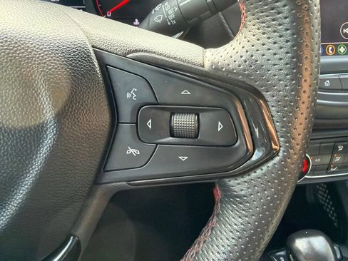 Used 2022 Chevrolet TrailBlazer RS FWD image 25