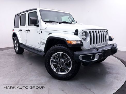 Used 2019 Jeep Wrangler Unlimited Sahara AWD/4WD image 1