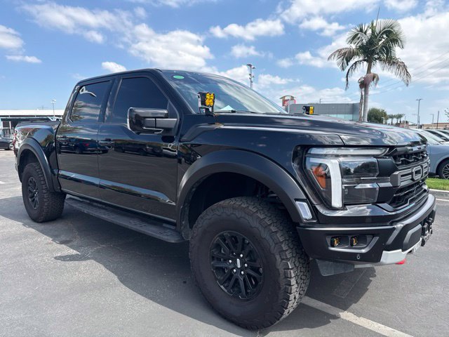 Used 2025 Ford F150 Raptor AWD/4WD image 4