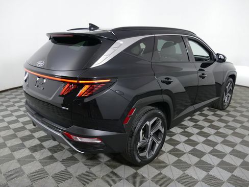 Used 2024 Hyundai Tucson Limited AWD/4WD image 3