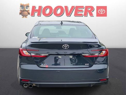 Used 2026 Toyota Camry SE FWD image 3