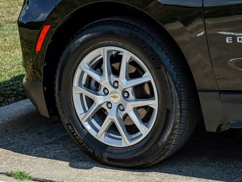 Used 2022 Chevrolet Equinox LS image 57