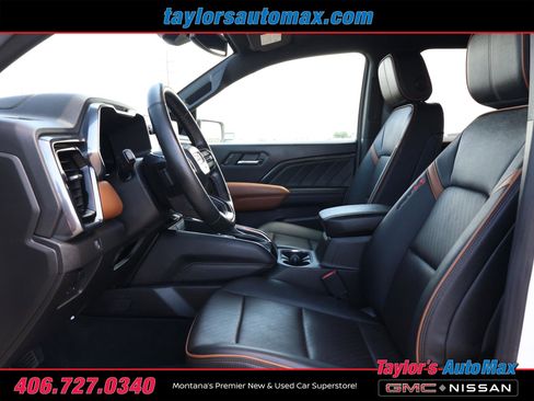 Used 2023 GMC Canyon AT4 image 5