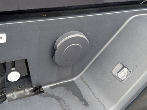 Used 2023 Chevrolet Silverado 1500 Custom Trail Boss image 35