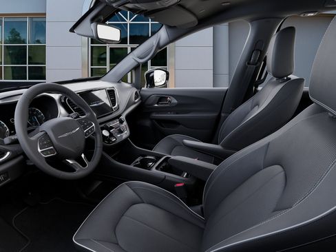 New 2026 Chrysler Pacifica Limited image 48