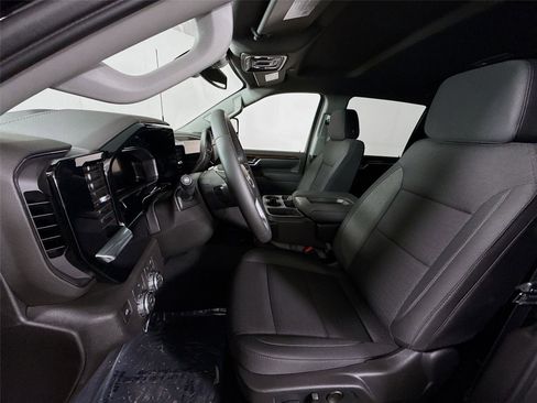 New 2026 GMC Sierra 2500 SLE w/ SLE Value Package; image 16