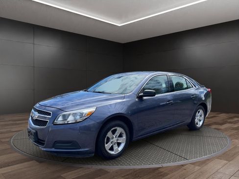 Used 2013 Chevrolet Malibu LS FWD image 4