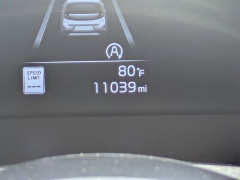 Used 2024 Kia Soul LX w/ Option Group 015 FWD image 29