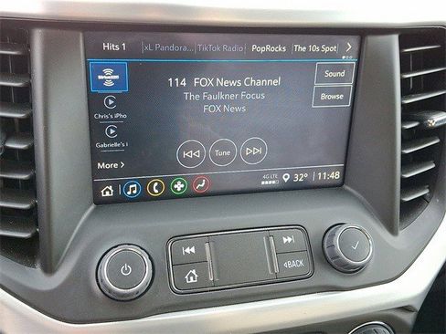 Certified 2023 GMC Acadia SLE w/ Driver Convenience Package image 15