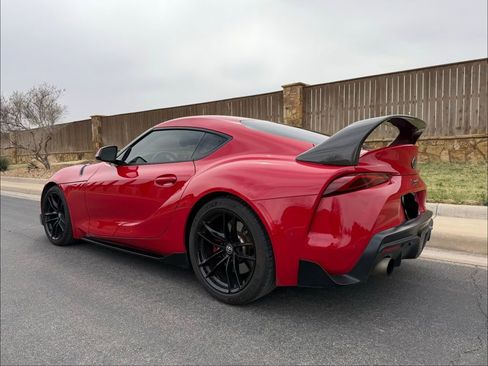 Used 2020 Toyota Supra Launch Edition w/ Driver Assist Package RWD image 7