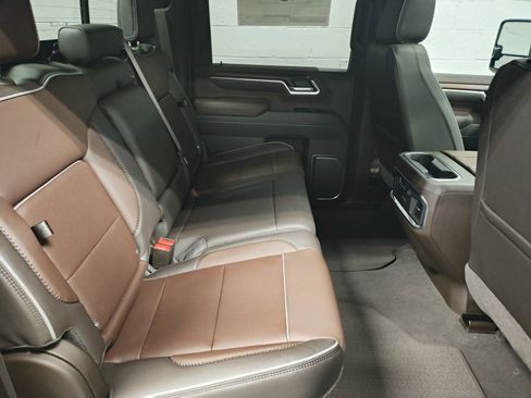 New 2026 GMC Sierra 2500 Denali w/ Denali Reserve Package image 12