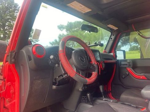 Used 2013 Jeep Wrangler Unlimited Sport AWD/4WD image 14