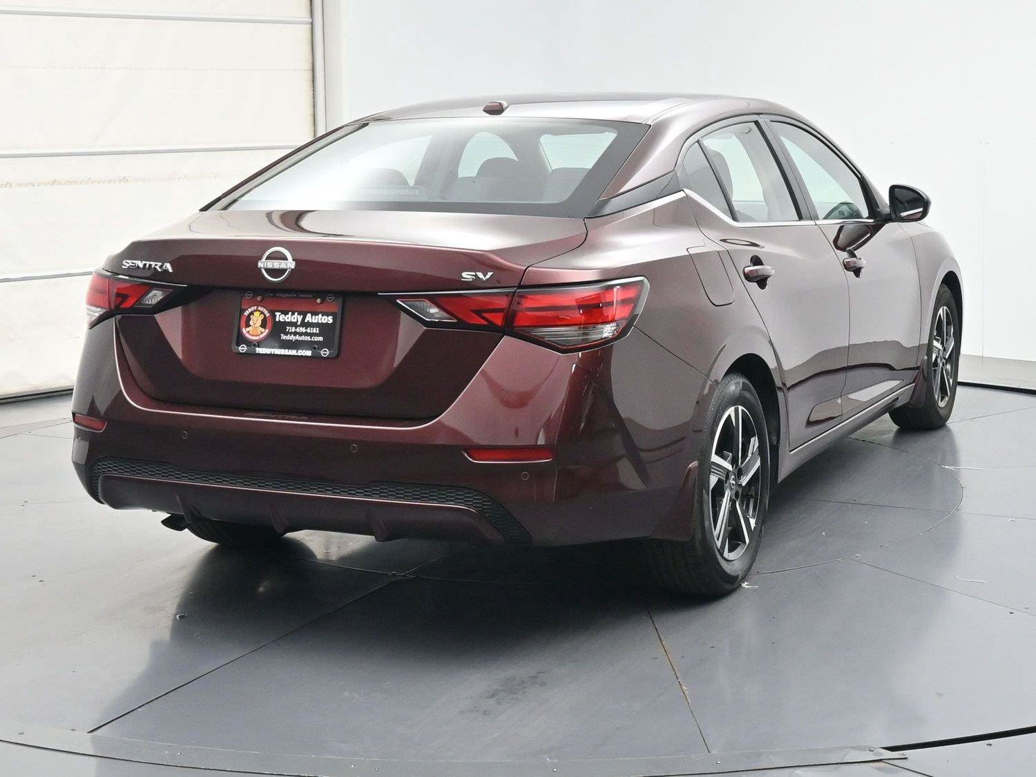 Used 2024 Nissan Sentra SV FWD image 23