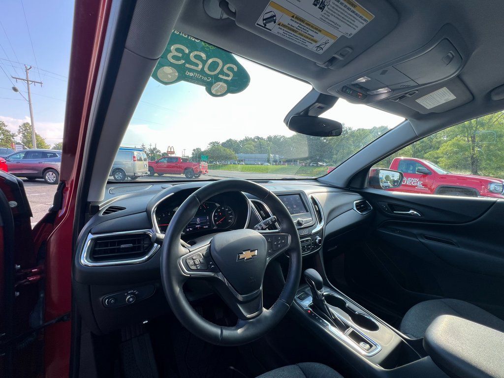 Certified 2023 Chevrolet Equinox LT AWD/4WD image 17