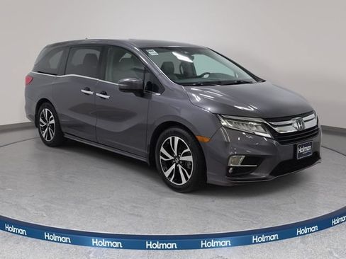 Used 2019 Honda Odyssey Elite image 4