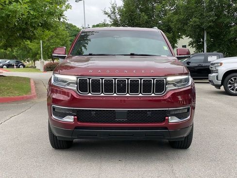 Used 2022 Jeep Wagoneer Series I w/ Convenience Group I AWD/4WD image 2