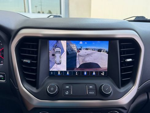 Used 2020 GMC Acadia Denali w/ Technology Package AWD/4WD image 24