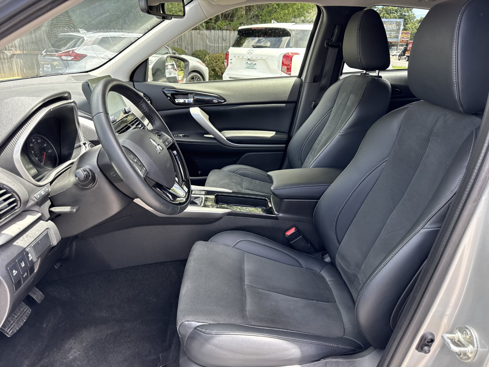 Used 2024 Mitsubishi Eclipse Cross SE AWD/4WD image 7