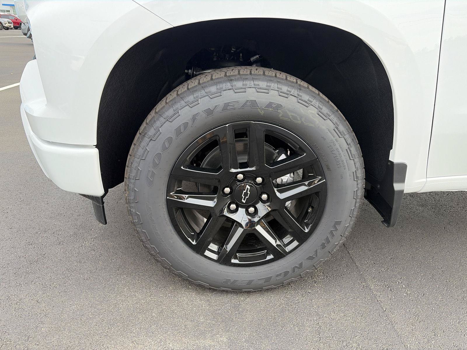 New 2026 Chevrolet Silverado 1500 RST w/ RST All Star Premium Package AWD/4WD image 11